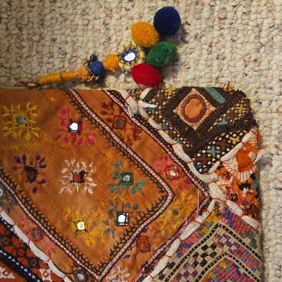 Super Boho Anthropologie Clutch - Picture 6 of 11
